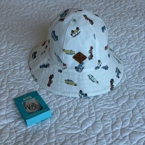 Kids White Bucket Hat with Colorful Car Print
